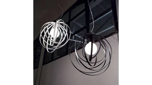 Lampada a sospensione Disco con elementi decorativi circolari rotanti e posizionabili a piacere in metallo verniciato bianco o nero opaco di Ideal Lux