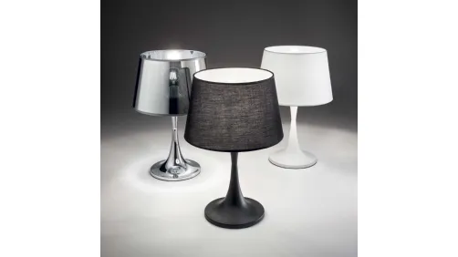 Lampada da tavolo London in metallo con cappello in tessuto o PVC di Ideal Lux